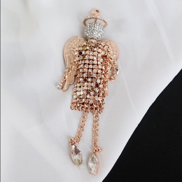 New Betsey Johnson Pavé Angel Pendant Necklace - Picture 7 of 7